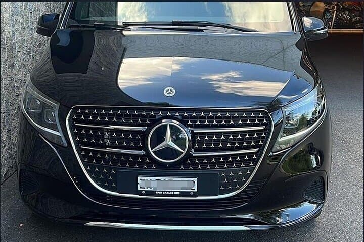 Private Transportation ZRH airport to Zurich city by Luxury Car