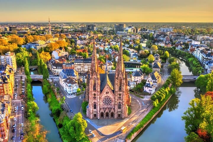 Private transfer from Zurich to Strasbourg, 2h stop in Basel