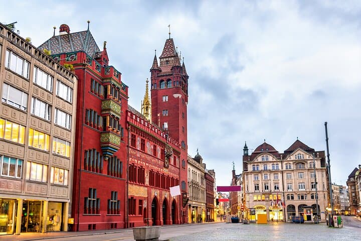 Private transfer from Zurich to Basel, 2h Sightseeing stop