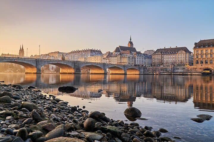 Private direct transfer from Lucerne to Basel, local driver