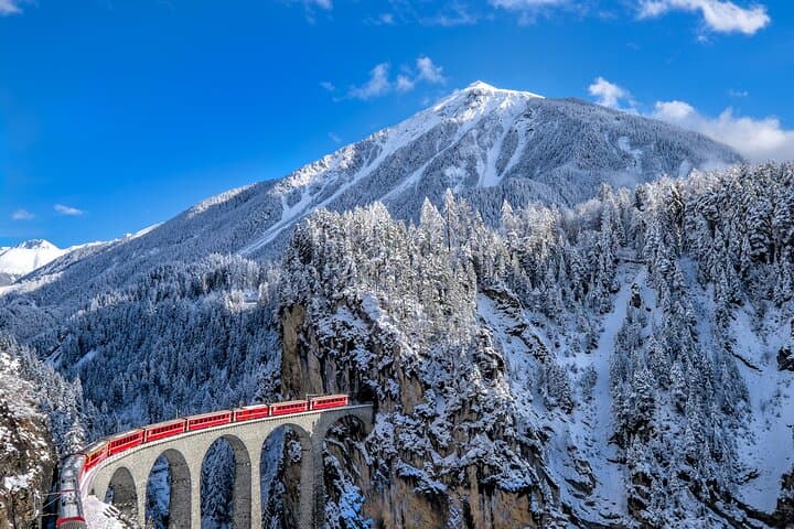 Private direct transfer from Zurich to Zermatt, private driver