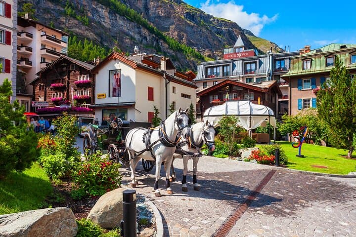 Private direct transfer from Zurich to Zermatt, private driver