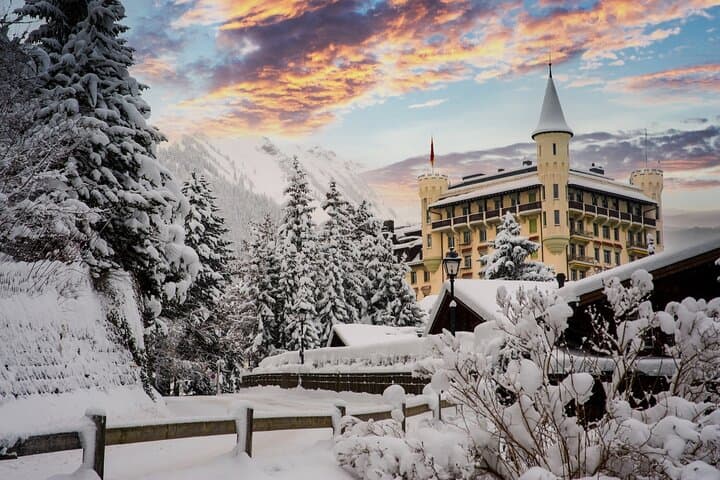Holiday taxi private direct transfer from Zurich to Gstaad