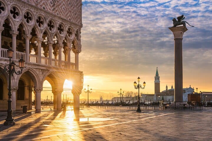 Private direct transfer from Zurich to Venice