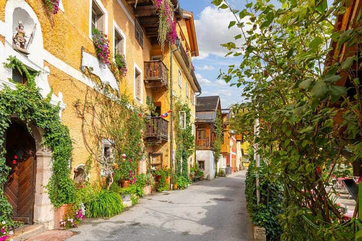 Private direct transfer from Zurich to Hallstatt