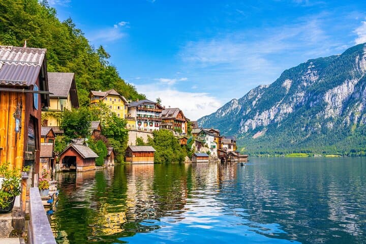 Private direct transfer from Zurich to Hallstatt