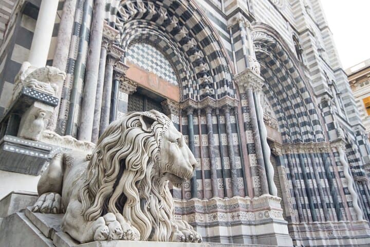 Private transfer from Zurich to Genoa with 2h stop in Milan