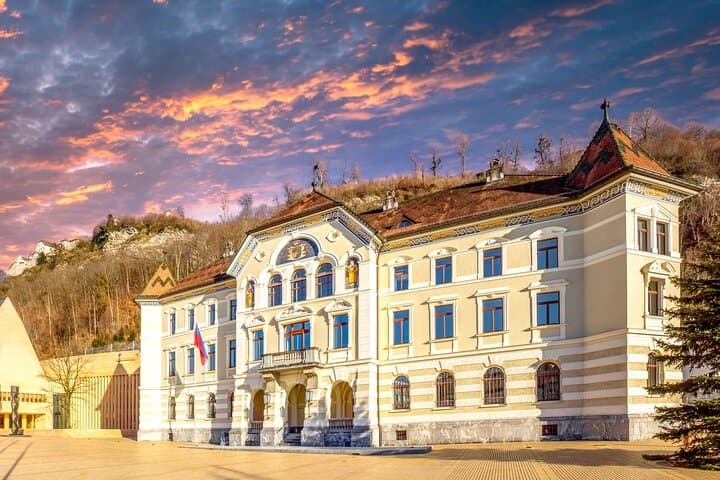 Private direct transfer from Zurich to Vaduz