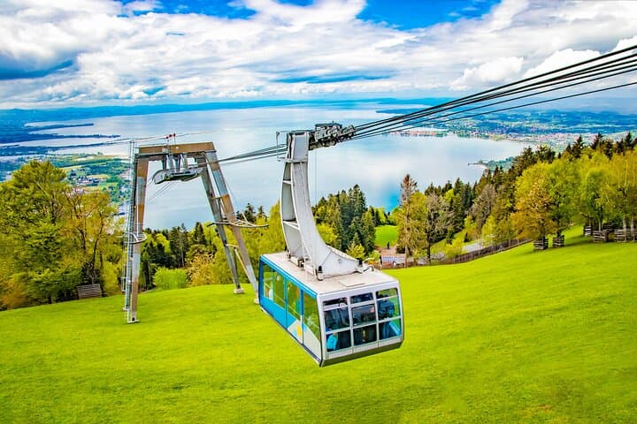 Private transfer: Zurich to Salzburg, 2h stop in Bregenz