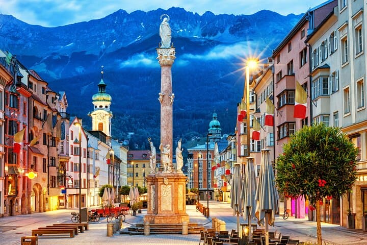 Private transfer from Zurich to Salzburg with 2h stop in Insbruck
