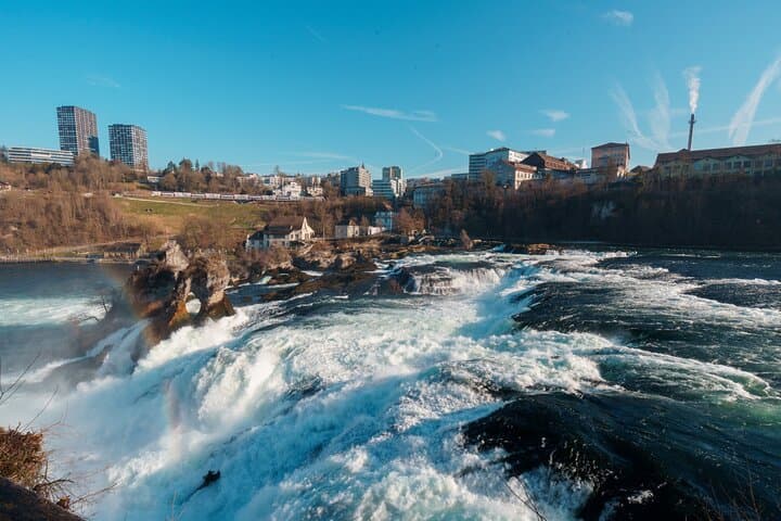 Tour Zurich Lindt and Rheinfall Chocolate Factory