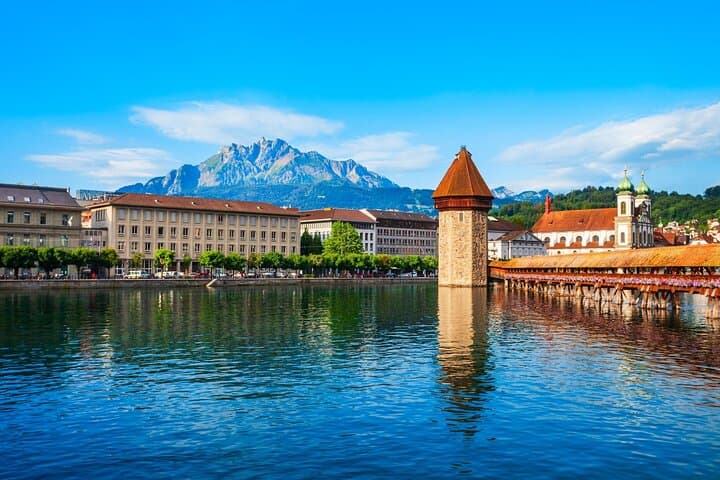 Lucerne: Chocolate Tasting and Walking Tour with a Local