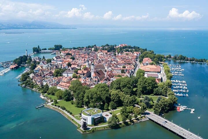 Explore 4 Countries in a Day: Liechtenstein,Austria,Swiss&Germany
