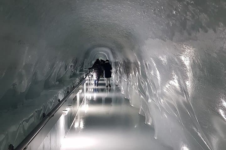Jungfraujoch Top of Europe and Lauterbrunnen Private Tour