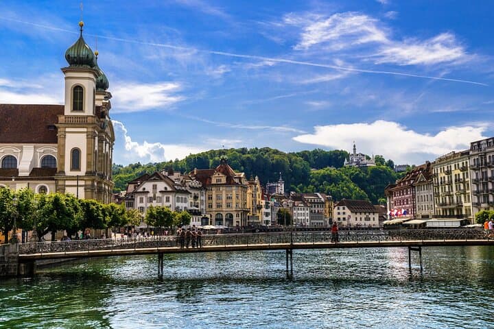 Best Intro to Lucerne in 2 hours with a Local