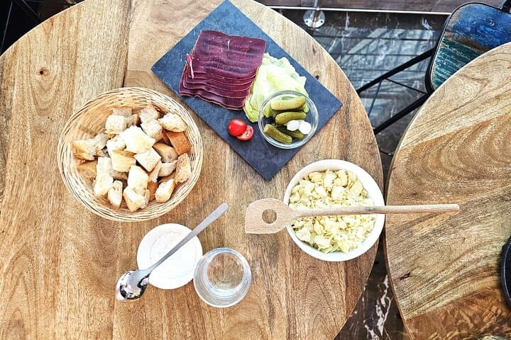 Experience Making Your Own Swiss Fondue in Geneva
