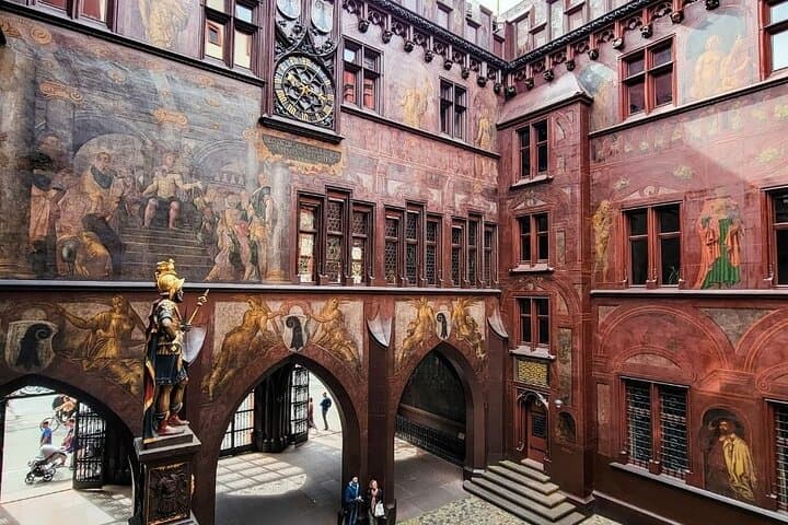 Swiss Experience: Chocolate Tasting and City Tour of Basel