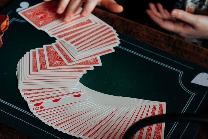 Tailor-made Cocktails and Magic Close Up