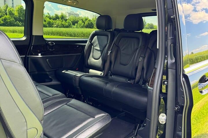 Chauffeur service throughout Switzerland