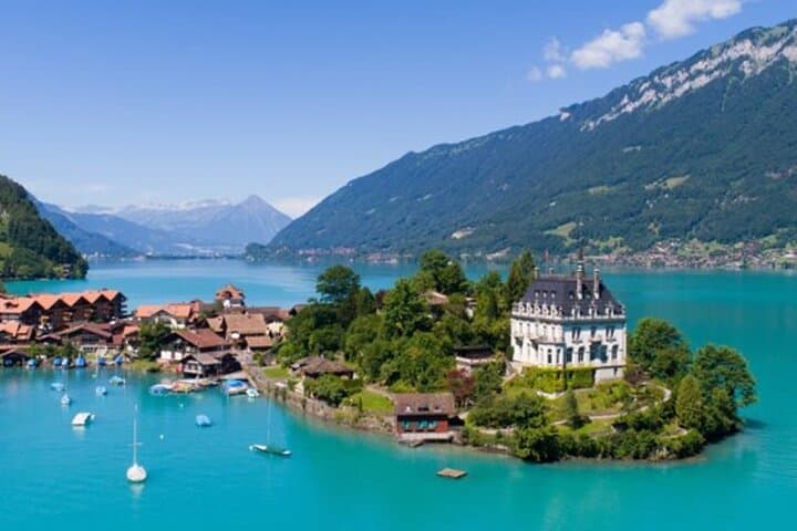 Iseltwald, where we stop on the way