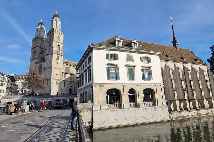 The Dark Side of Zurich: A Self-Guided Audio Tour