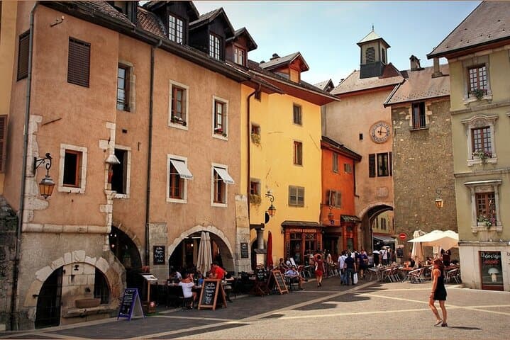 Geneva to Annecy Private Transfer