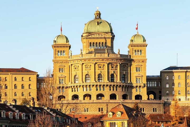 UNESCO Bern Private Walking Tour with Local Guide