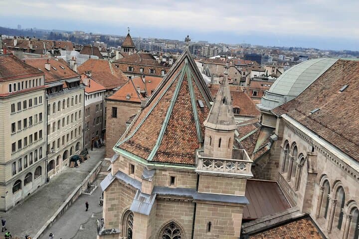 Old Town, Chocolate and Lake Guided Walking Tour