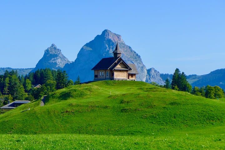 3 Mountains in 1 Day by Train: Cable Car, Funicular & Lake Cruise