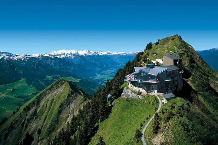 3 Mountains in 1 Day by Train: Cable Car, Funicular & Lake Cruise