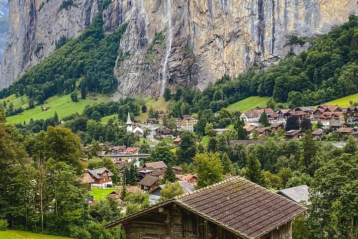 Private Tour Lauterbrunnen Interlaken Mürren Swiss Alps