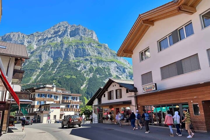 Private Tour from Zurich to Grindelwald and Lauterbrunnen