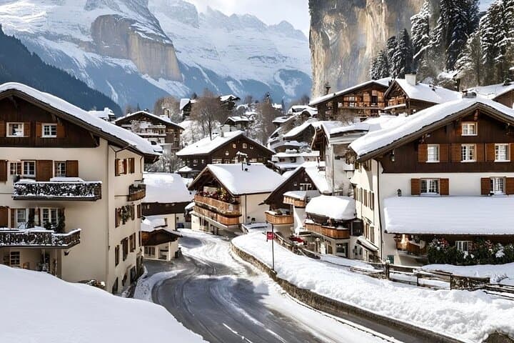 From Zurich: Beatus Caves, Grindelwald, Lauterbrunnen Small Group
