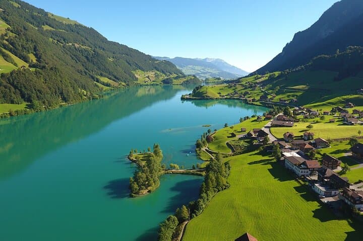 From Zurich: Beatus Caves, Grindelwald, Lauterbrunnen Small Group