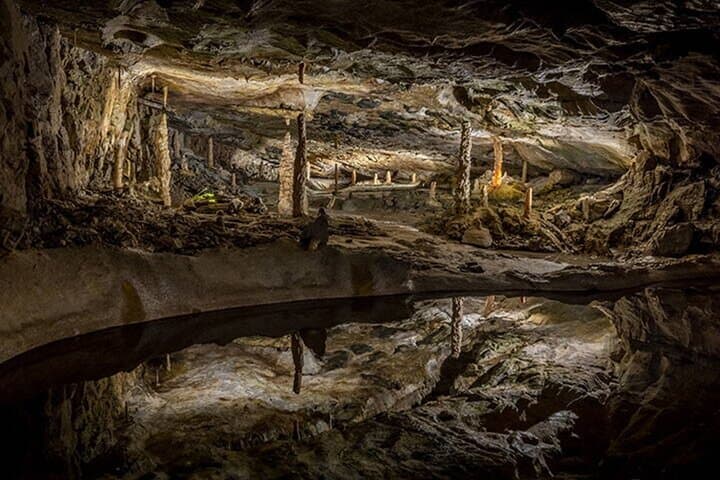 From Bern: Swiss Alps, Lauterbrunnen, Beatus Caves Small Group