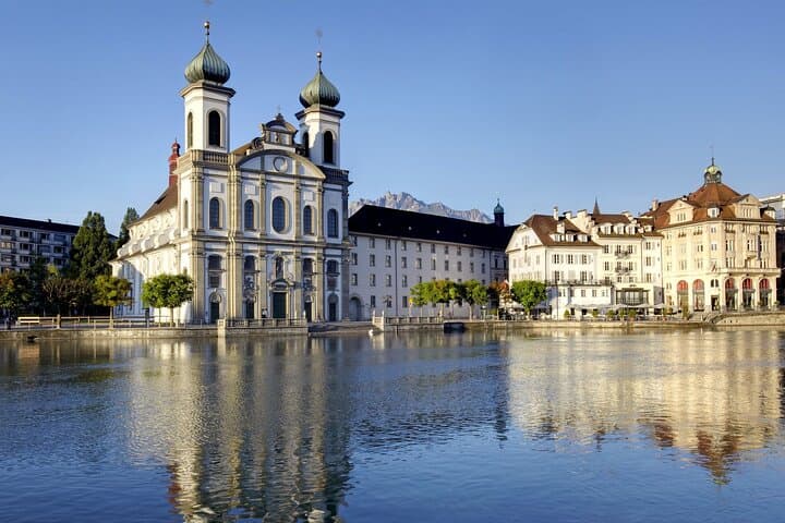 Swiss Experience: Lucerne City Tour with Chocolate Tasting
