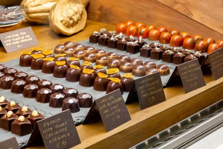 Swiss Experience: Lucerne City Tour with Chocolate Tasting