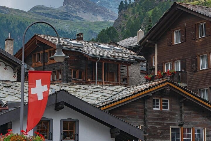 Swiss Travel Pass Unlimited Rail Bus and Boat Access
