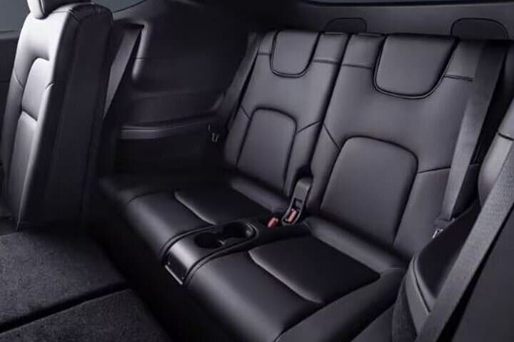 Eco Minivan or Sedan Transfer Zurich Airport ZRH to Zurich City