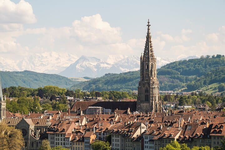 From Zurich: Alpine Scenic Train, Bern UNESCO Old Town, Chocolate