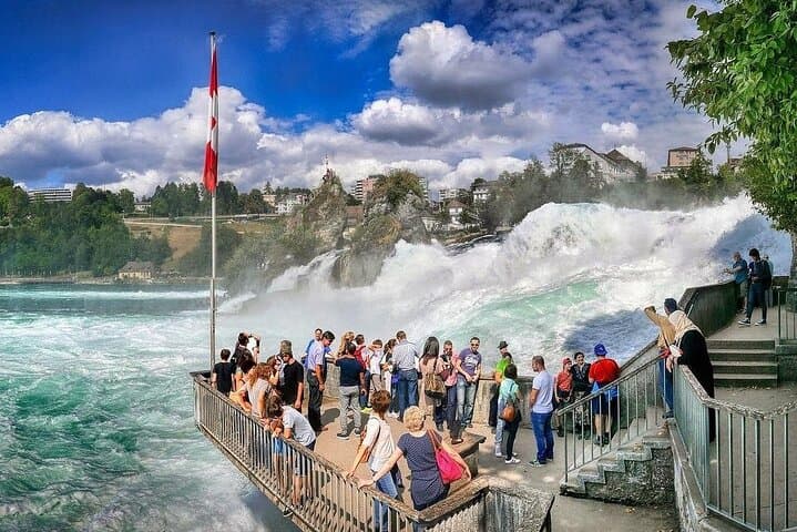 A perfect day trip from Zurich to the incredible Rhine Falls
