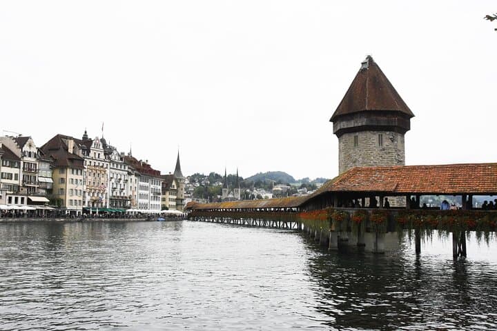 Lucerne, Interlaken, Lauterbrunnen, Thun Private Car Tour for 1-6