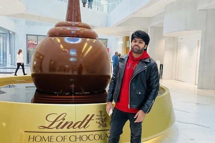 Zurich Lindt Chocolate Factory Ticket with Hotel Pickup