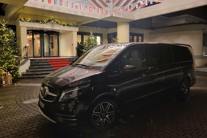 Private Transfer Zurich to Davos or (Vice Versa)