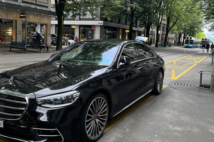 Private Transfer from Zürich Airport to Davos