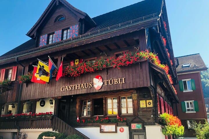 Swiss Villages Discovery & Lake Lucerne Cruise