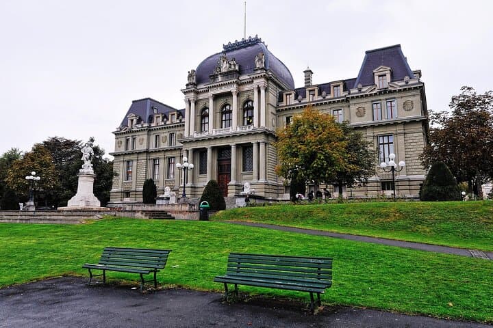 Lausanne Private Guided Walking Tour