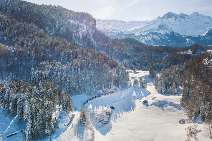 From Zurich: Alpine Scenic Train, Bern UNESCO Old Town, Chocolate