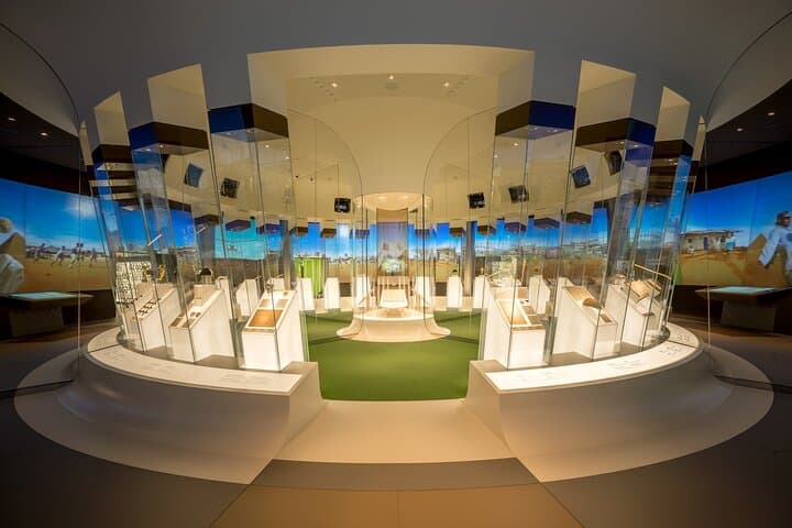 Zurich Sights: Cruise, Lindt Chocolate and optional FIFA Ticket