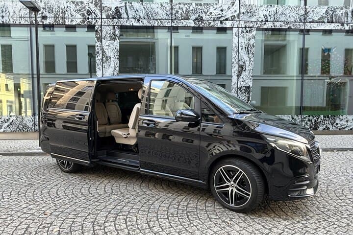 Private Transfer from Lucerne to Zurich Airport ZRH